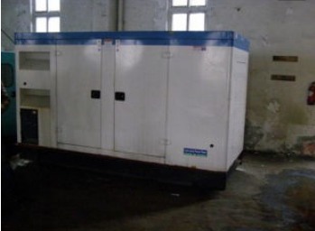 阳江康明斯150kw大型柴油二手发电机组